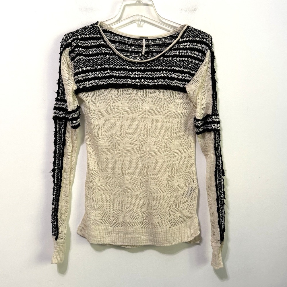 Free People Miles Away Swit Open Weave Knit Top Sweater XS Linen Blend Beachy